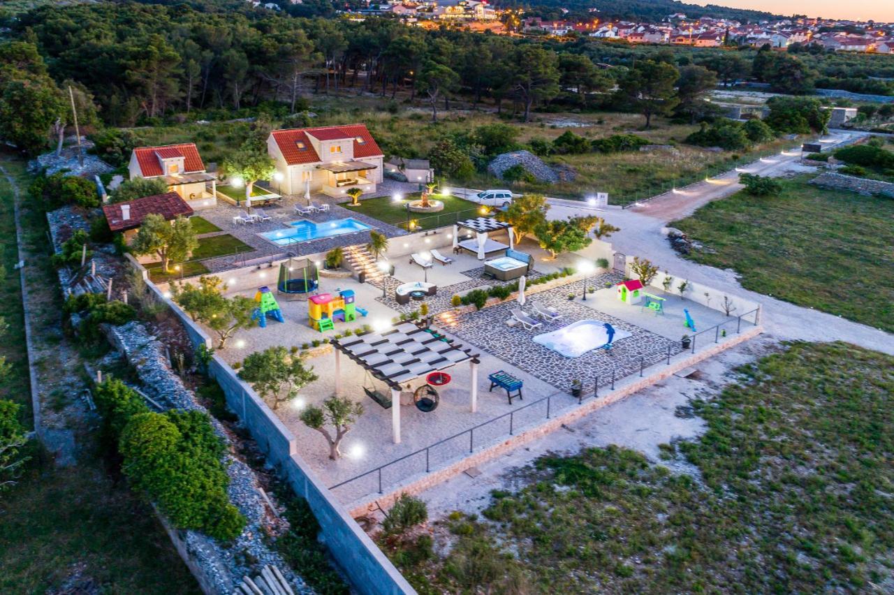 Villa Mis Supetar Luaran gambar