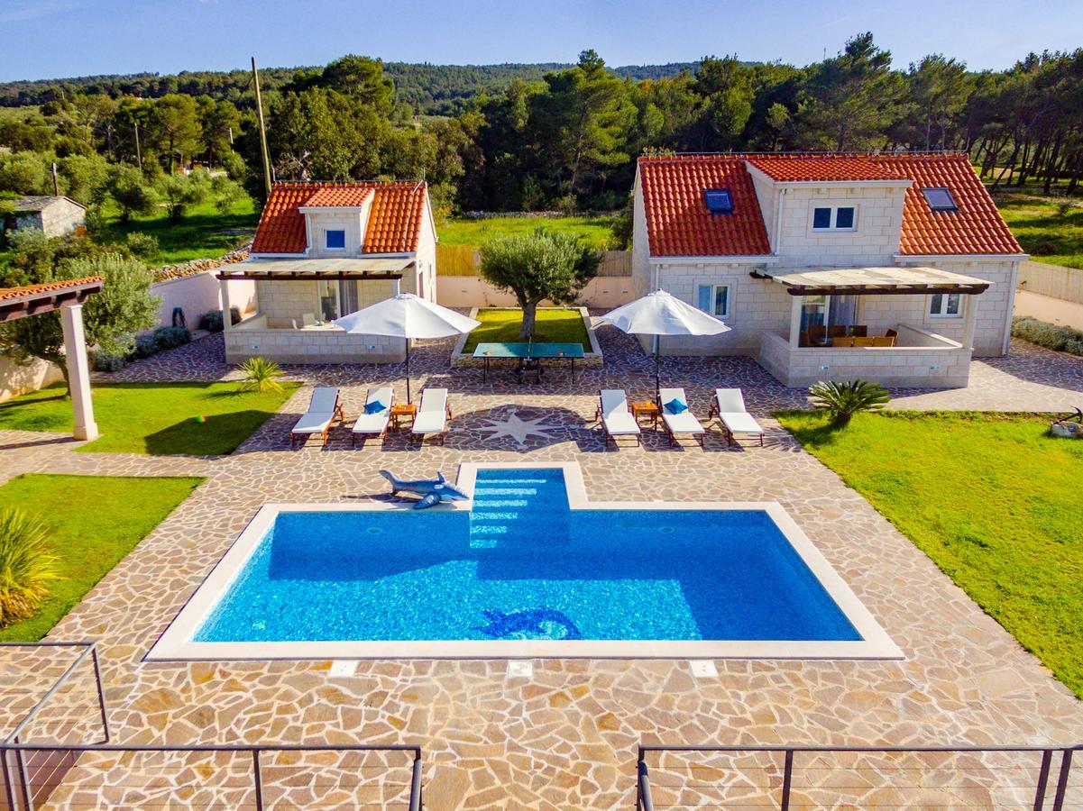 Villa Mis Supetar Luaran gambar