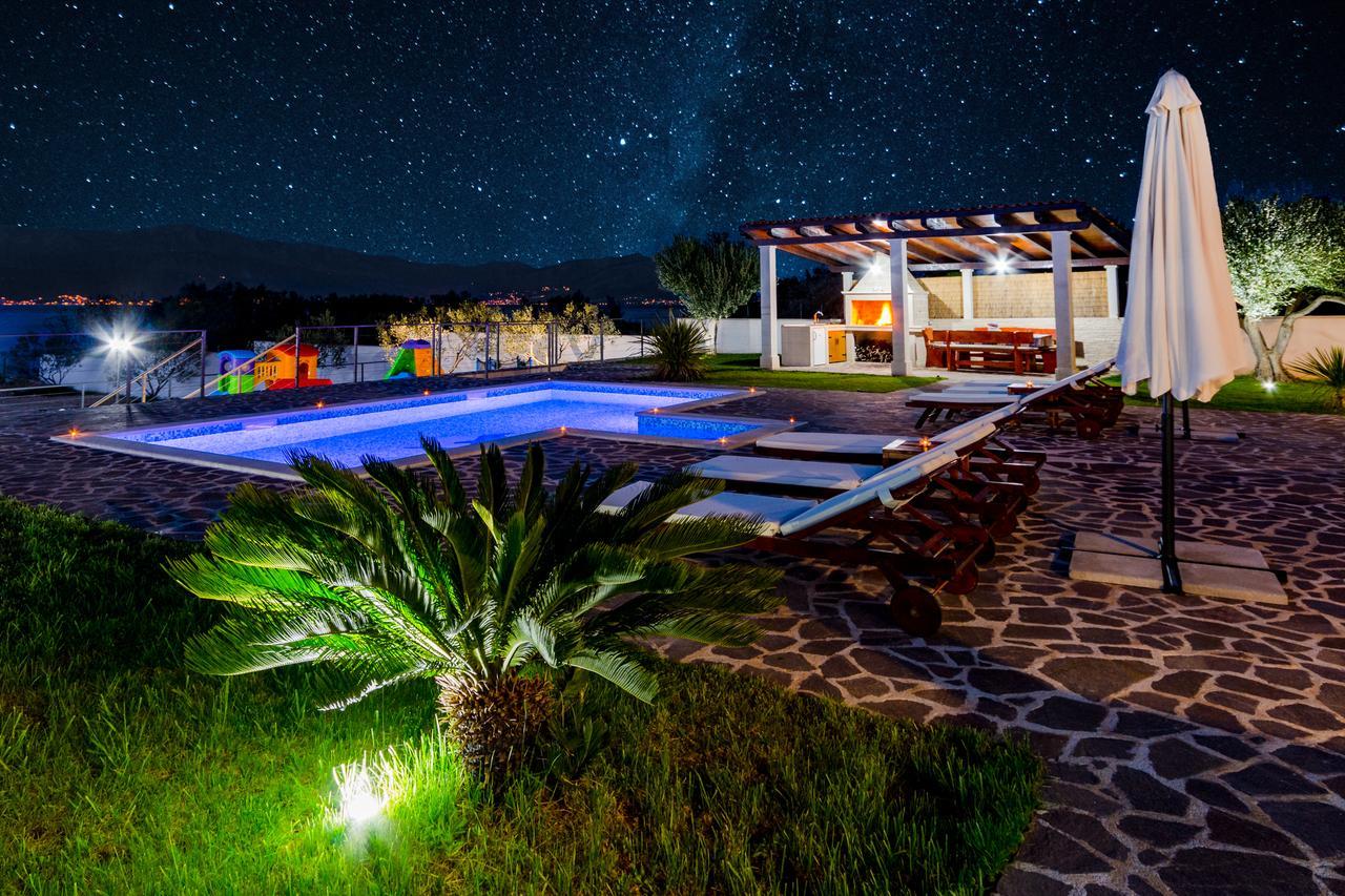 Villa Mis Supetar Luaran gambar